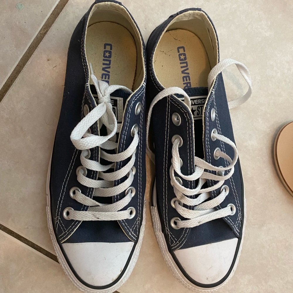 Navy converse